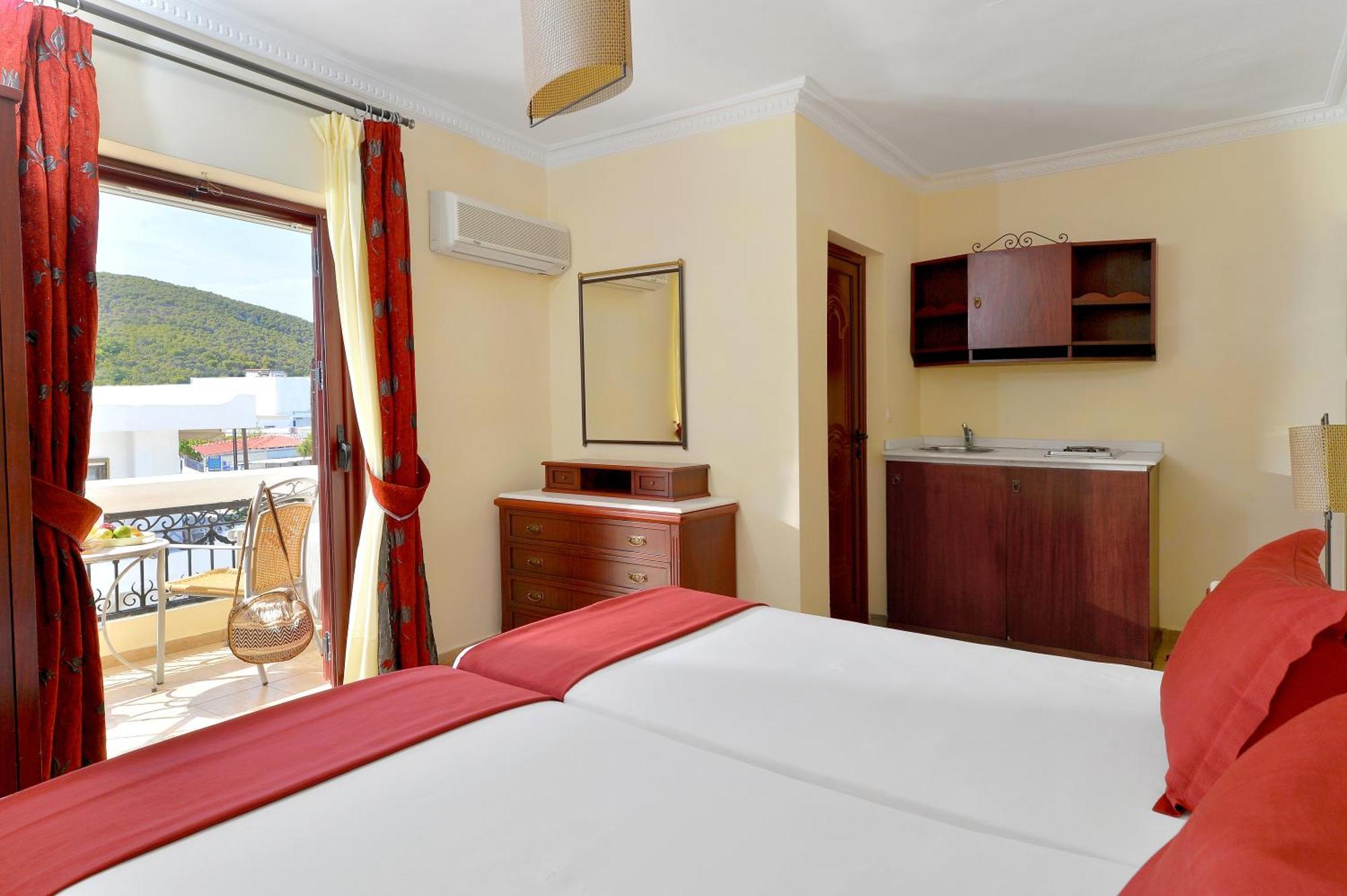 Agistri Hotel สกาลา ภายนอก รูปภาพ